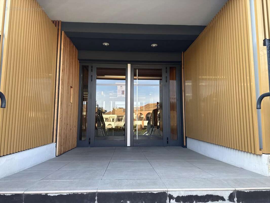 Appartement à VILLENEUVE-LOUBET