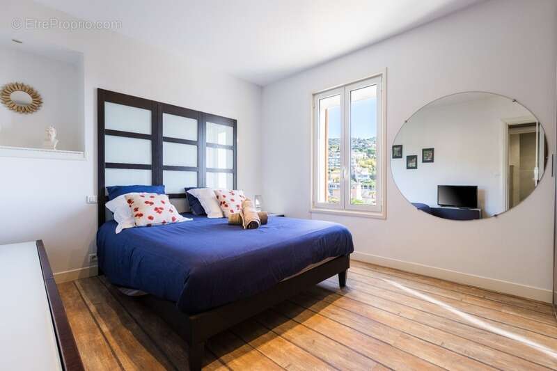 Appartement à VILLEFRANCHE-SUR-MER