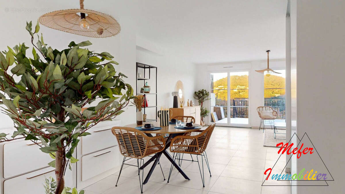 Maison à LA GARDE-FREINET