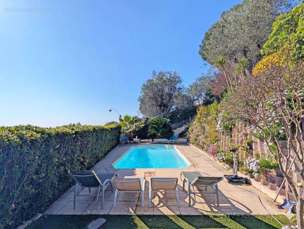 Nice Saint-Pancrace : Villa 4 chambres avec piscine - photo 4