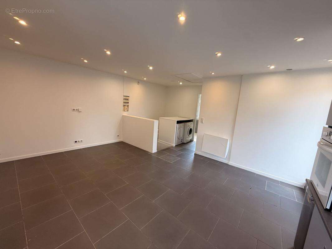 Appartement à ROMAINVILLE