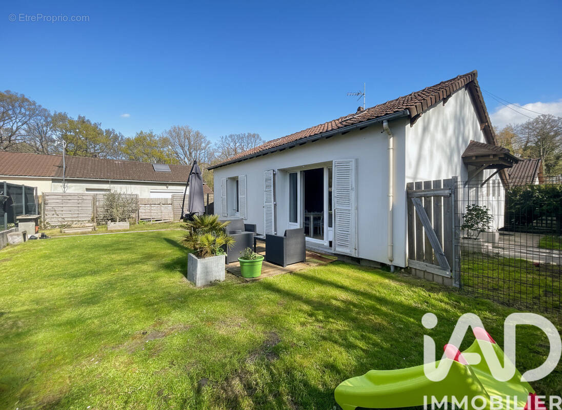 Photo 1 - Maison à MONTFERMEIL