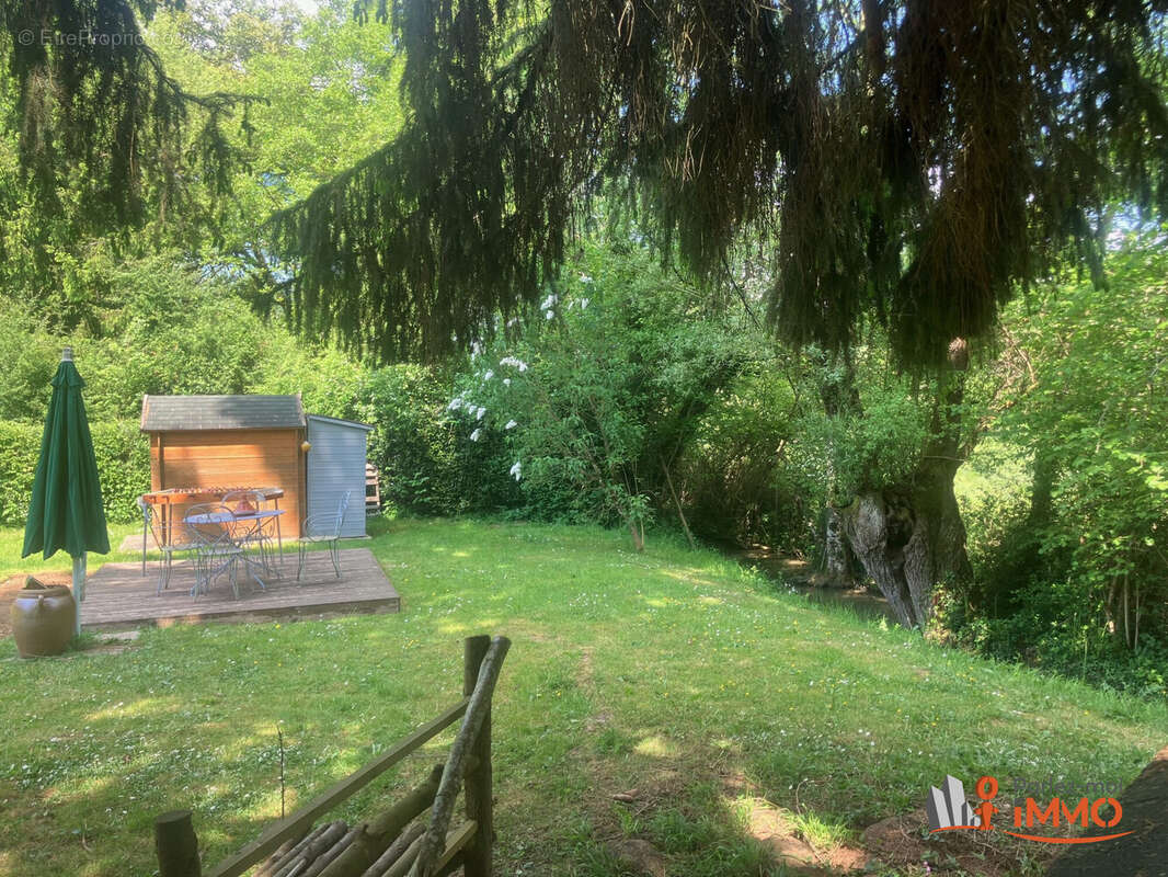 Maison à SAINT-SAUVEUR-EN-PUISAYE