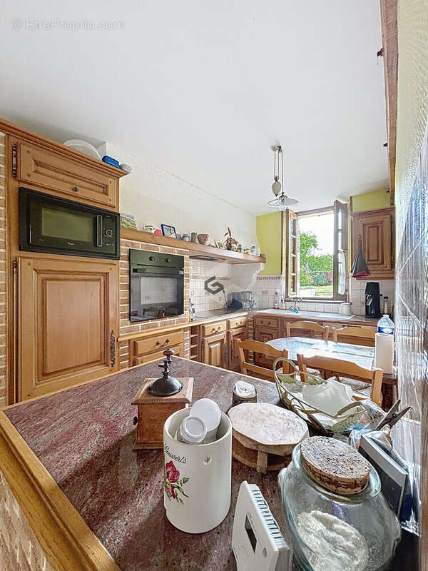 Maison à CRUGNY