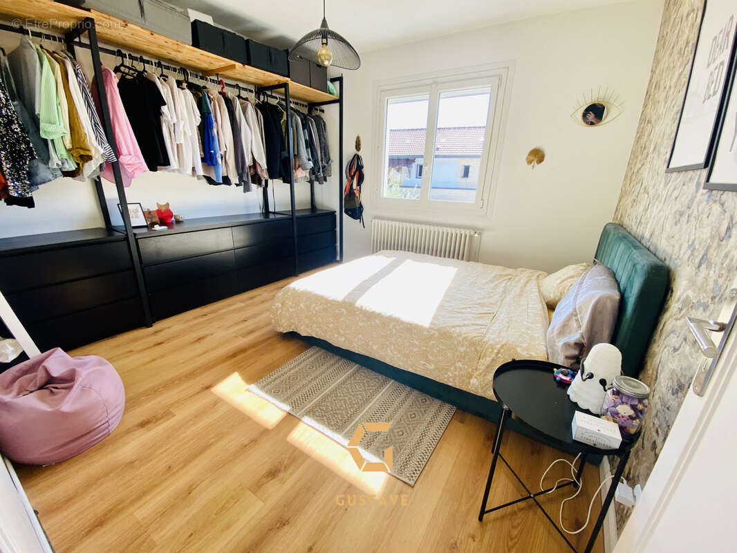 Maison à VAROIS-ET-CHAIGNOT