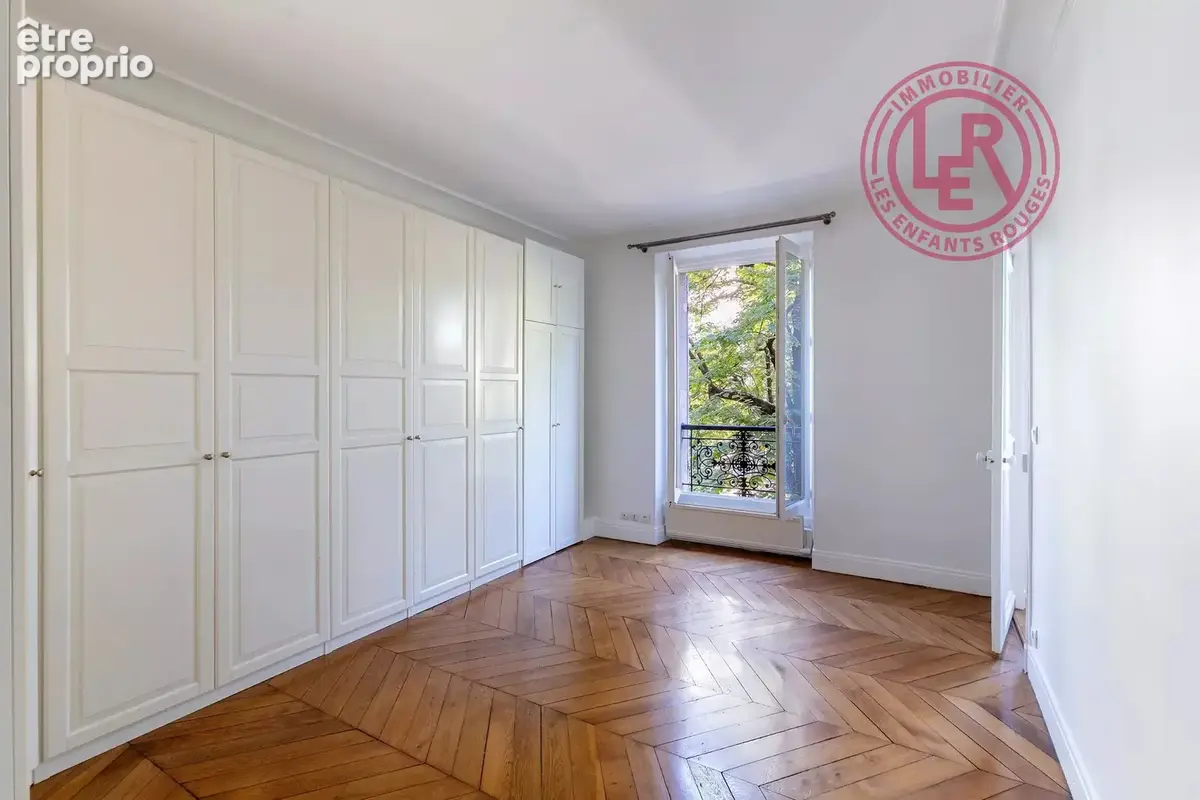 Paris 4ème - Arsenal - Appartement de 3 pièces rénové avec vue dégagée - photo 5