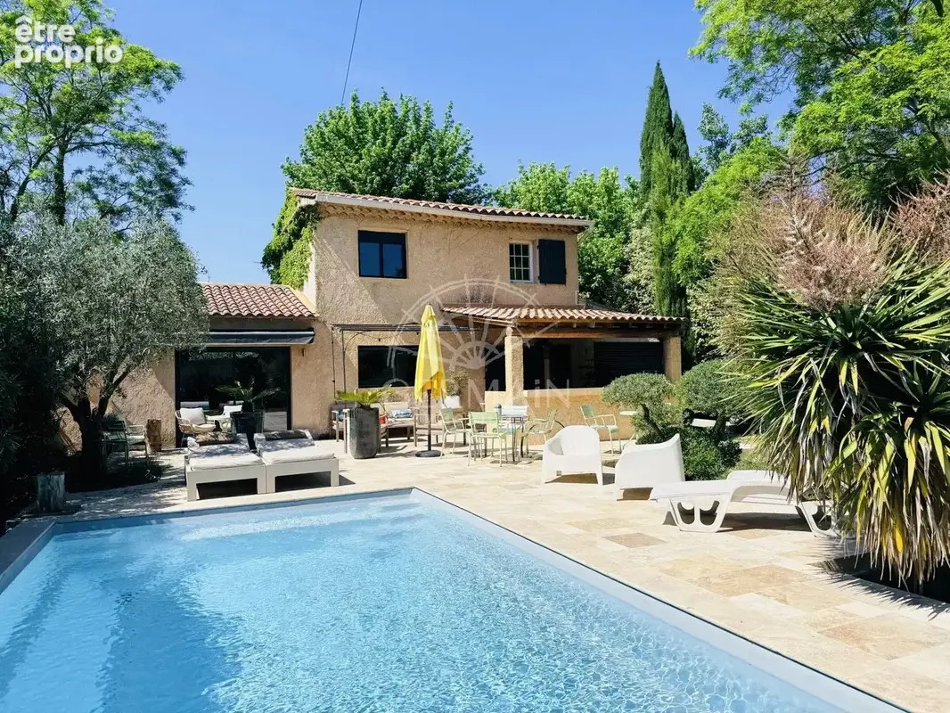 L'Isle-sur-la-Sorgue, à vendre, charmante maison de 105 m² avec piscine et deux garages sur un terrain clos de 1000 m². - photo 14