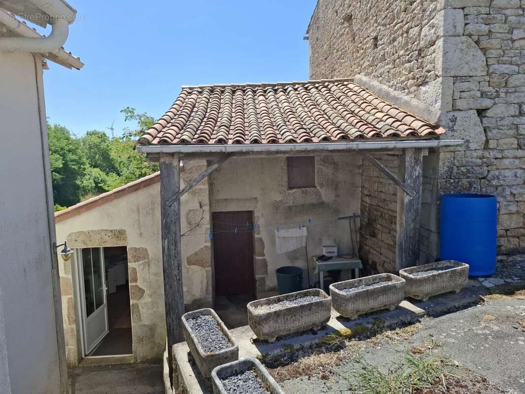 Maison à MELLE