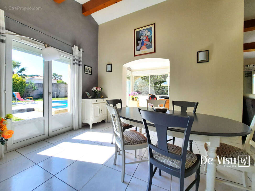 Maison  6 pièces 174.49 m2 - photo 6