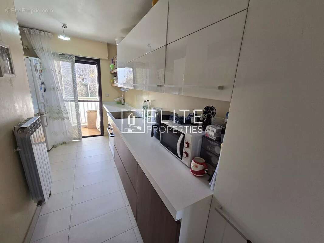 Appartement à LE CANNET