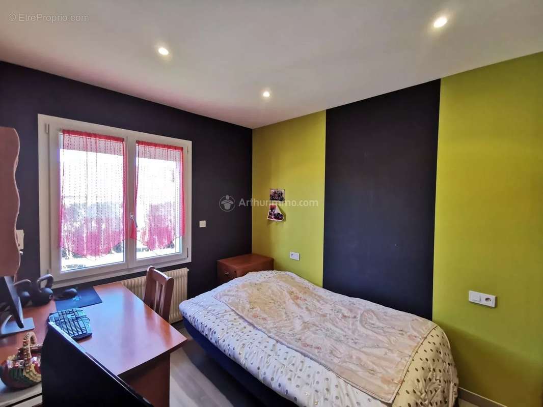 Maison à SAINT-THIEBAULT