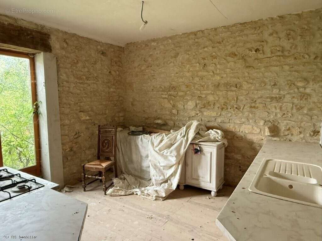 Maison à VERTEUIL-SUR-CHARENTE