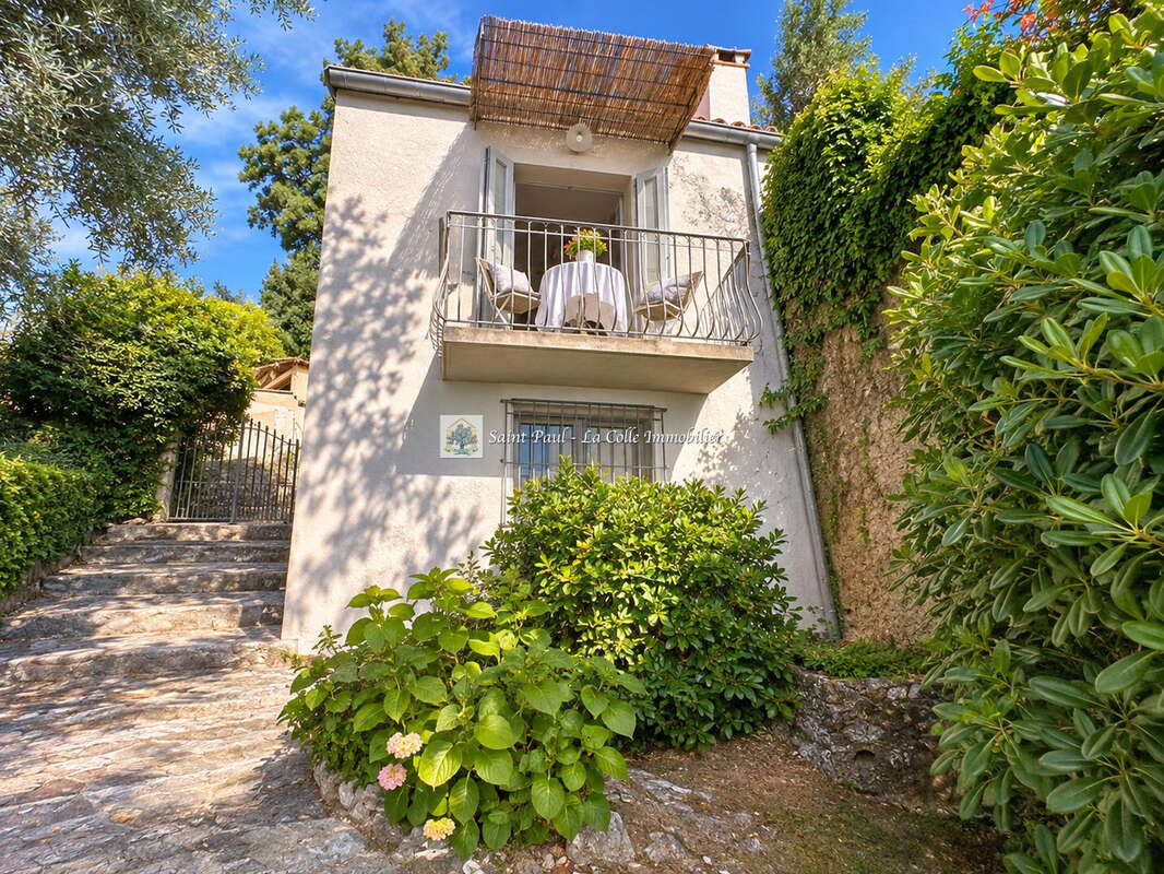 Saint-paul-de-vence   charmante maison d’artiste avec vue sur la campagne - photo 17
