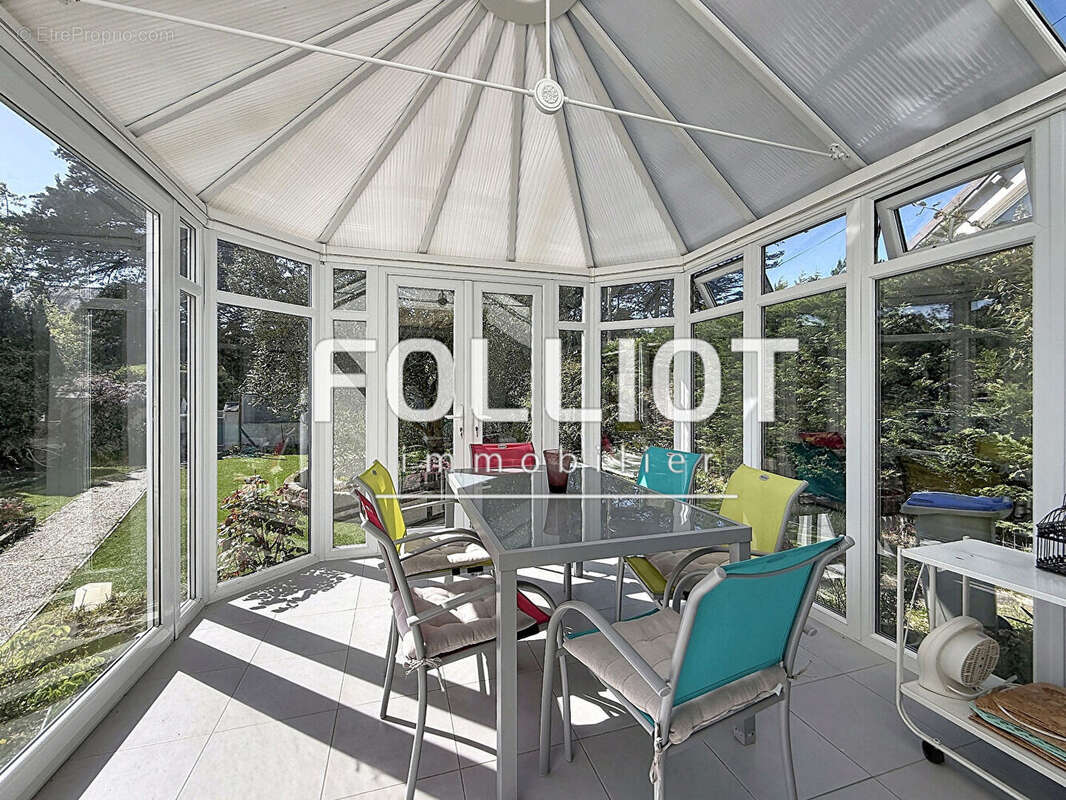 Maison à SAINT-PAIR-SUR-MER