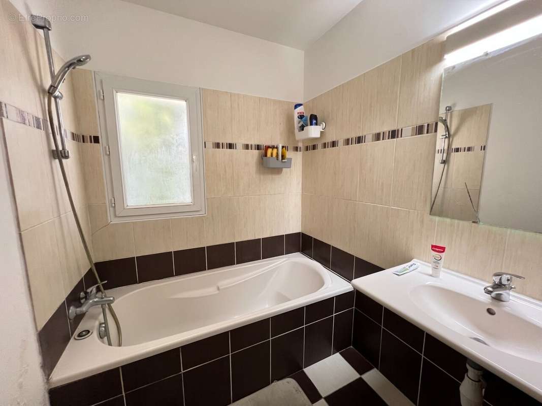 Maison à SAINT-MATHURIN