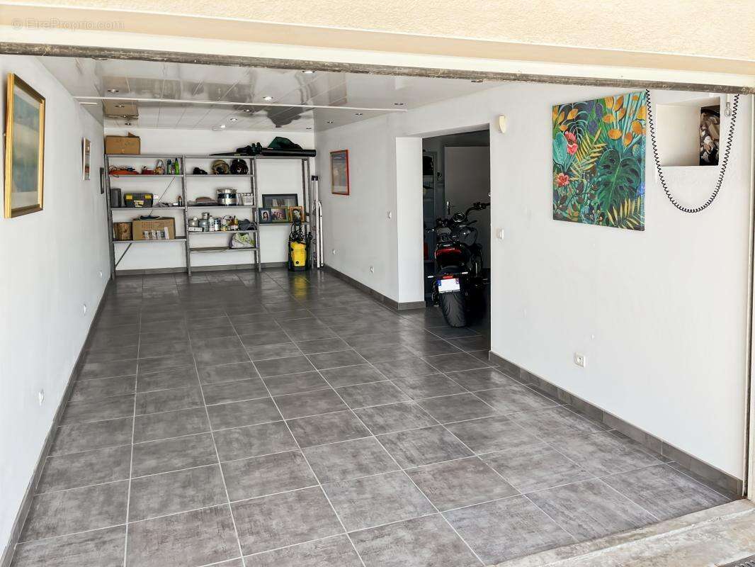 Vente superbe villa de standing à Marseillan à 5 minutes à pied du port - photo 24