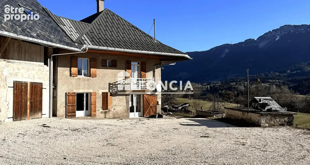 Ferme à rénover sur les hauteurs du col de Leschaux, au cœur des Bauges , 3 plateaux d'environs 90 m2, avec dépendances - photo 8