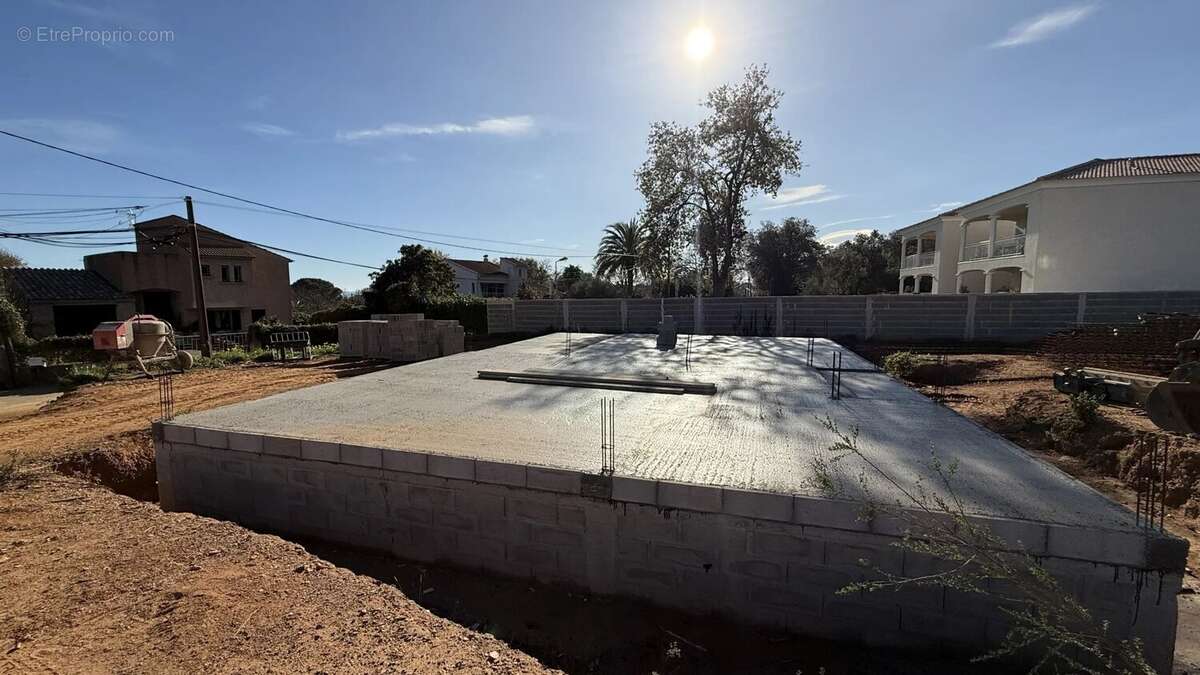 Maison à SANTA-LUCIA-DI-MORIANI