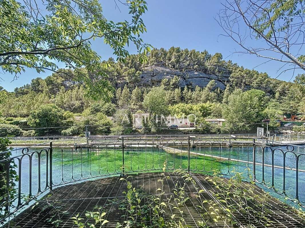 A vendre maison en bord de sorgue a fontaine de vaucluse - photo 16
