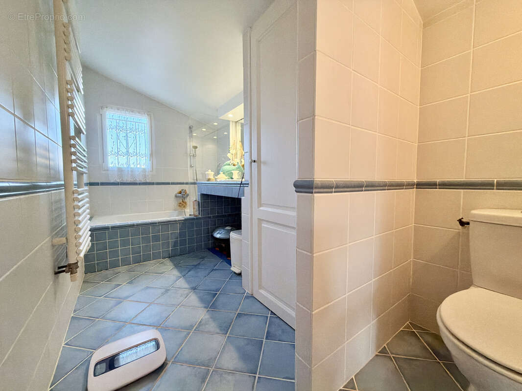 Maison à SAINT-SYLVESTRE-SUR-LOT