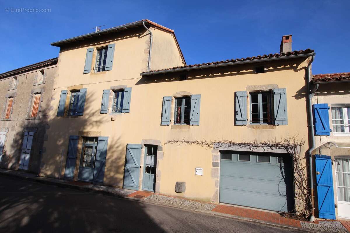 Maison à ABZAC