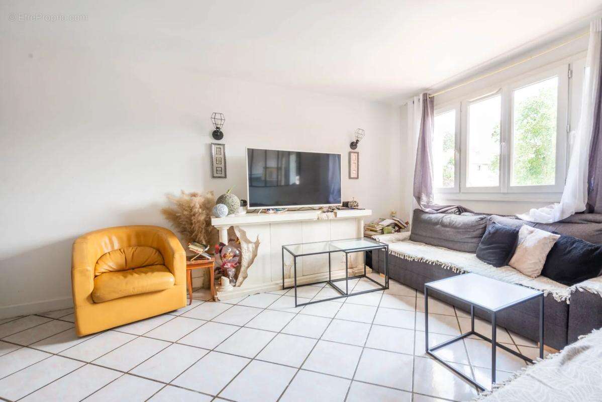 Appartement à LIVRY-GARGAN