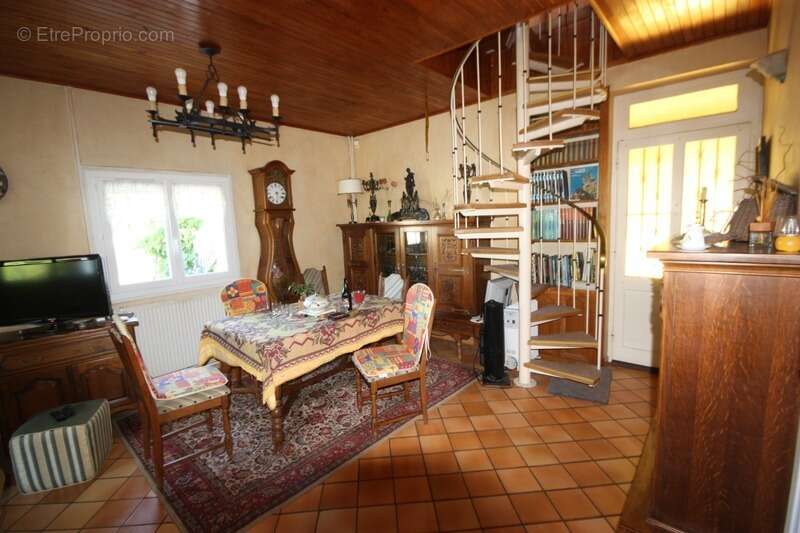 Maison à LES ABRETS