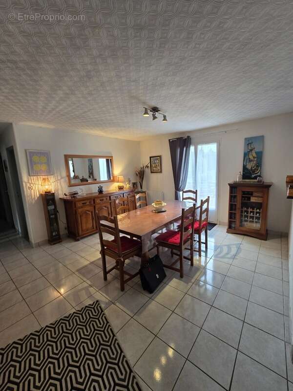 Maison à MAREUIL-SUR-LAY-DISSAIS