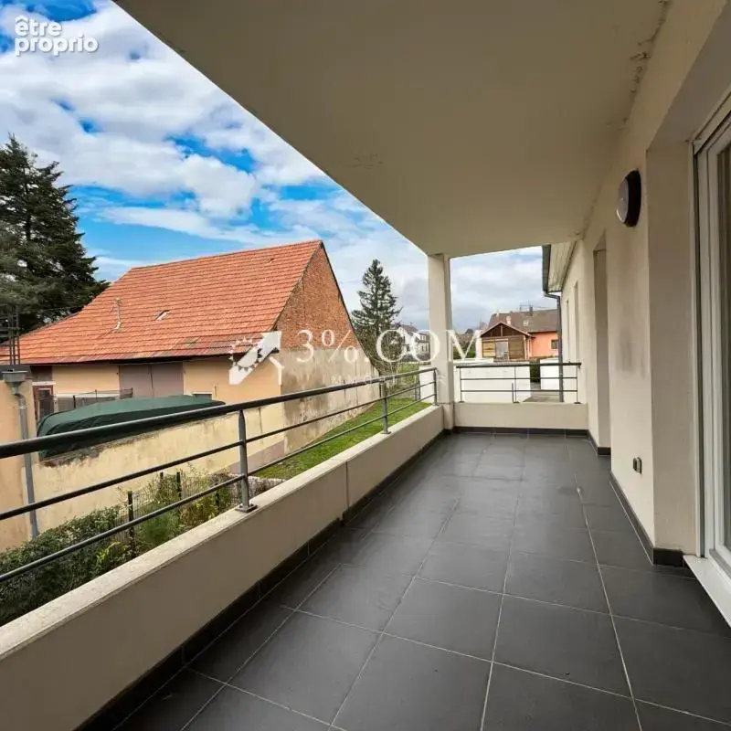 3%COM Beau F3 avec terrasse et 2 garages - photo 4