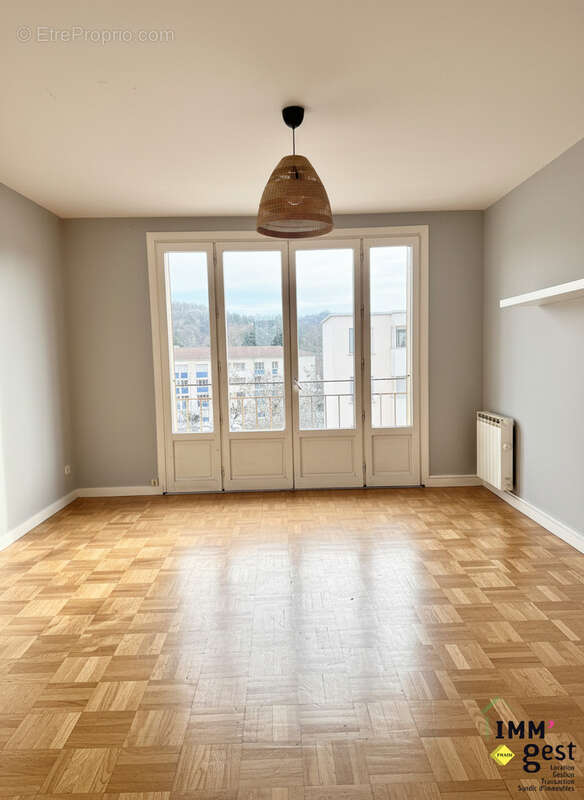 Appartement à ROUSSILLON