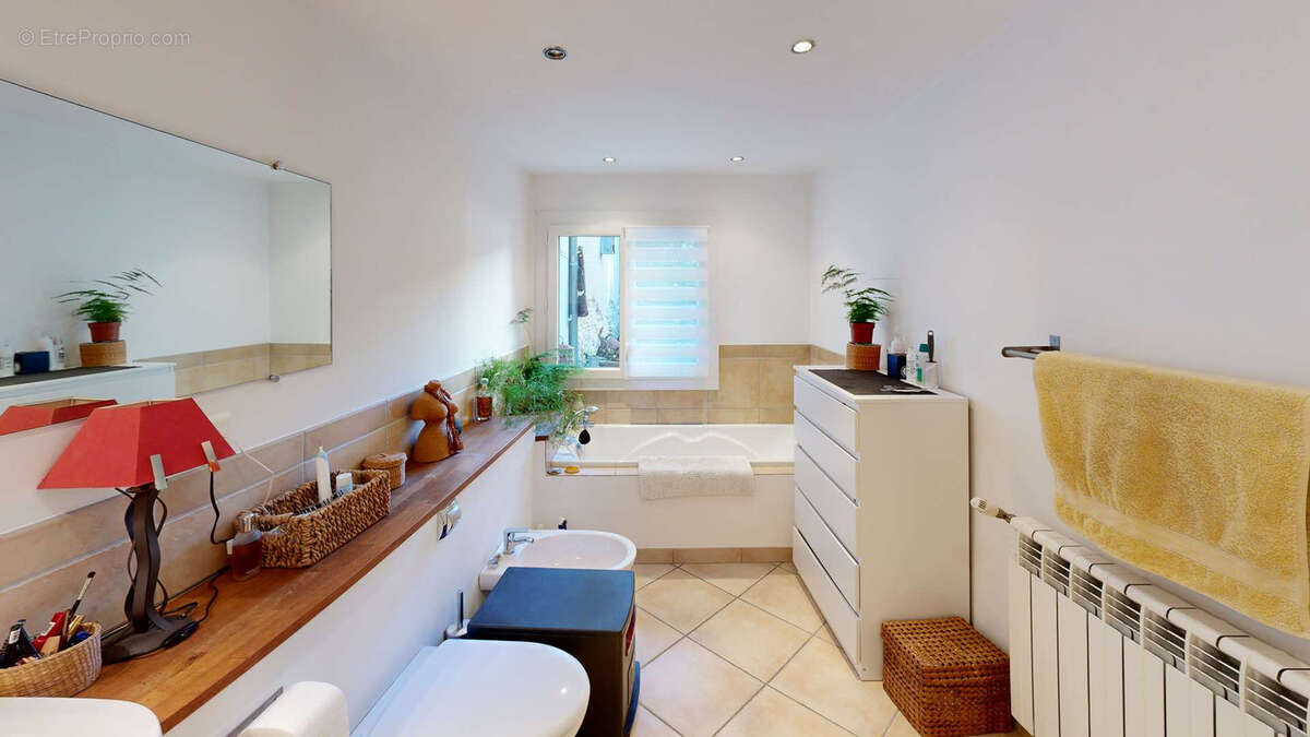 Maison à VAISON-LA-ROMAINE