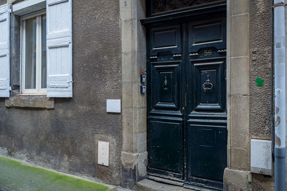 Commerce à CARCASSONNE