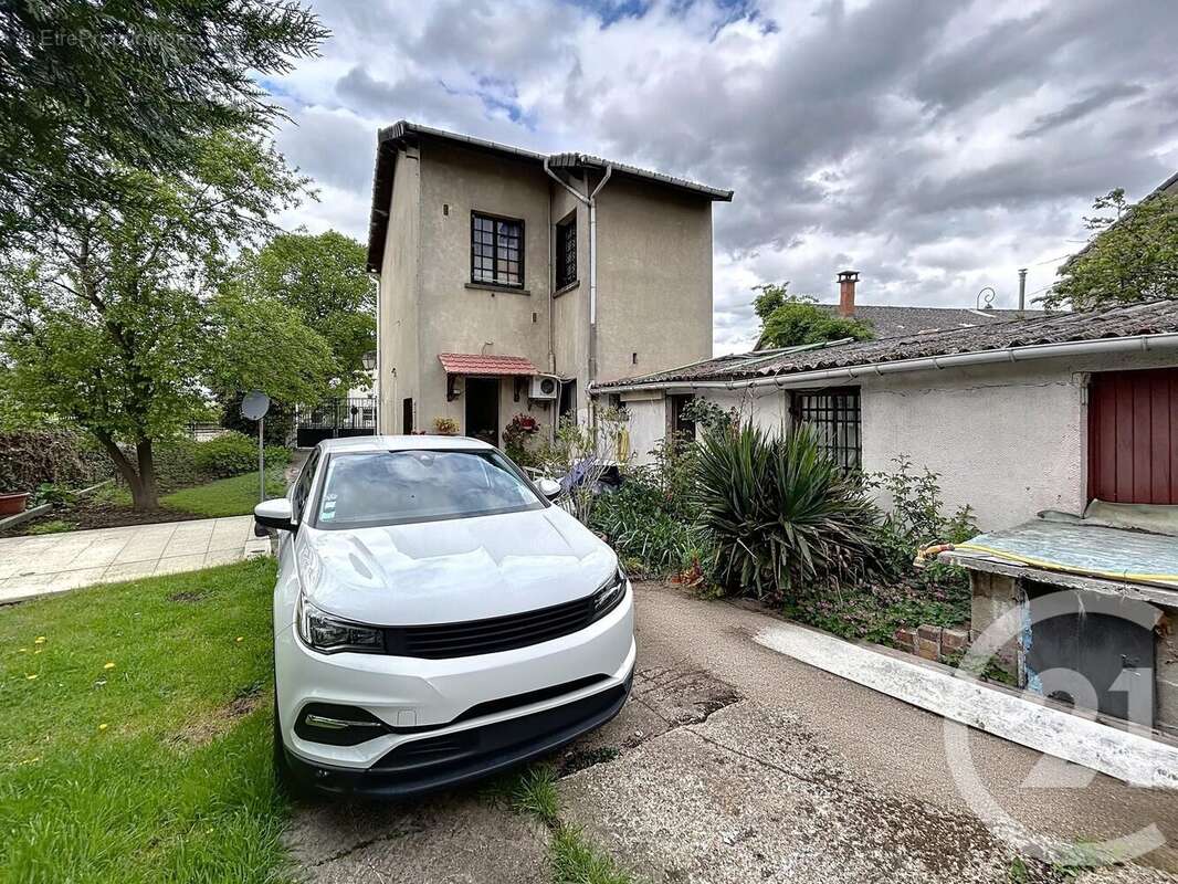 Maison à GARGES-LES-GONESSE