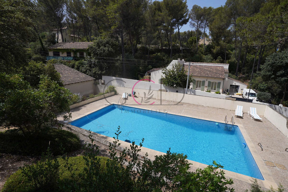 Maison à VENTABREN