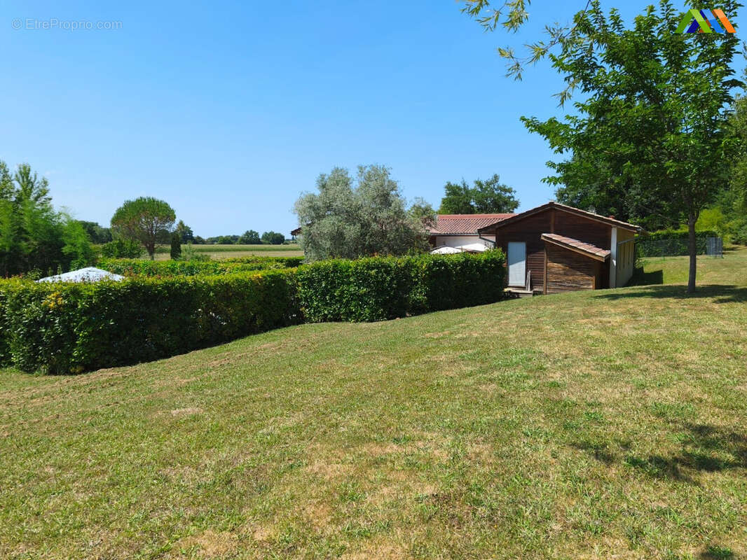 Maison 220 m² à Rabastens-De-Bigorre  - photo 7
