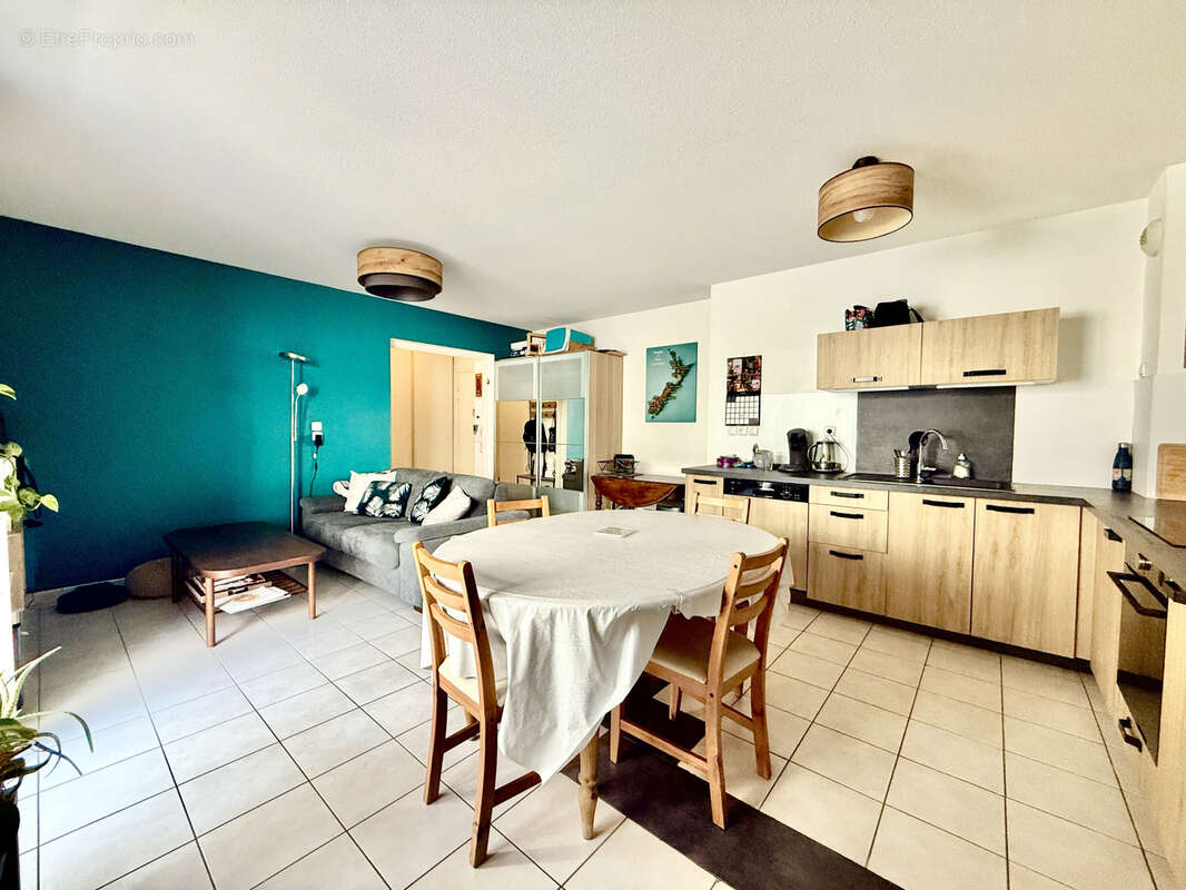 Appartement à CASTELNAU-LE-LEZ