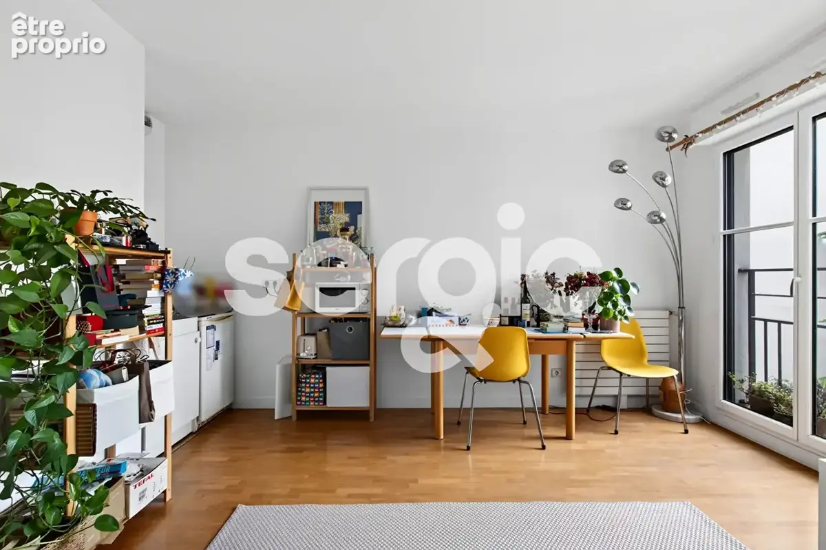 Appartement à PARIS-14E