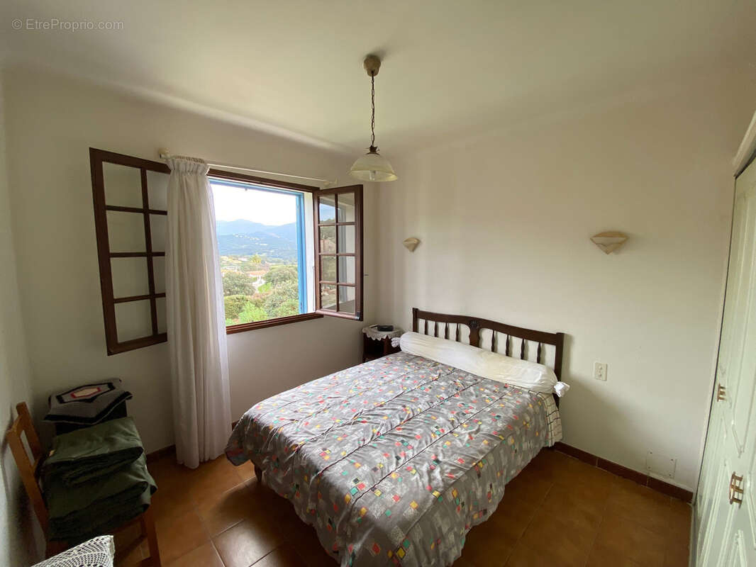 Appartement à BASTELICACCIA