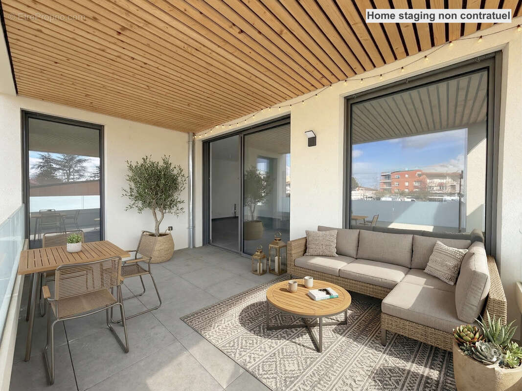 Appartement à LA TOUR-DE-SALVAGNY