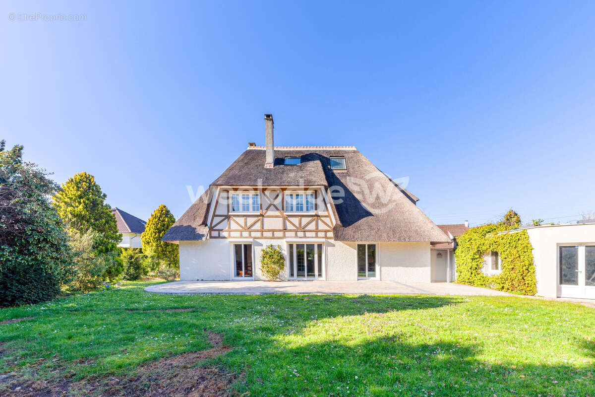 Maison à CONFLANS-SAINTE-HONORINE