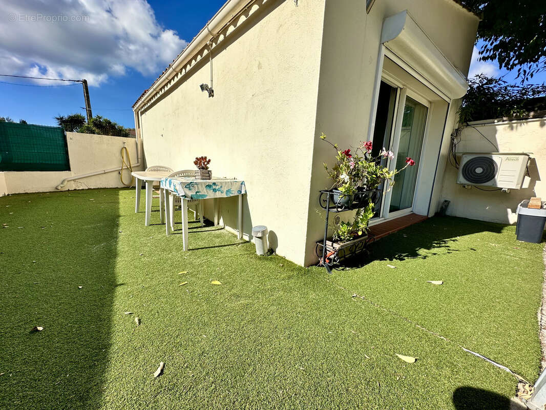 Maison à SIX-FOURS-LES-PLAGES