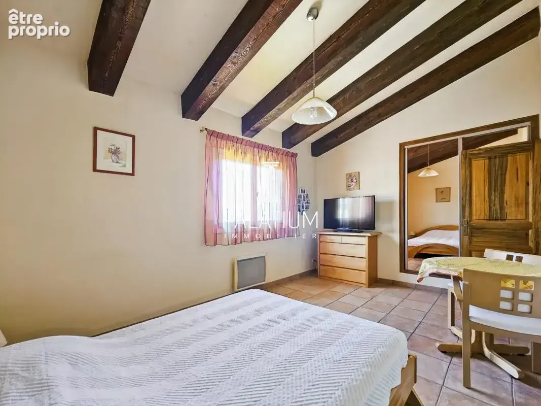Villa familiale T6 de 167 m² avec sous-sol de 93 m² et garage - photo 11