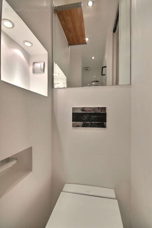 Appartement à PARIS-7E