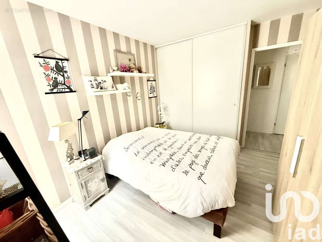 Photo 3 - Appartement à SAINTE-GENEVIEVE-DES-BOIS