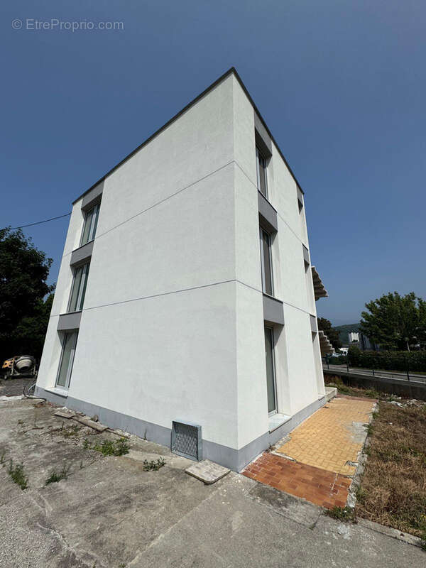 Appartement à ECHIROLLES