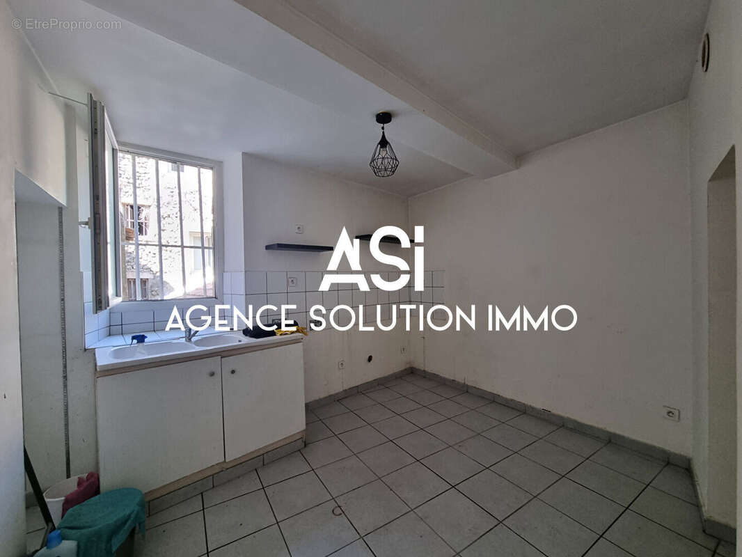 Maison 148 m² à Viviers  - photo 4