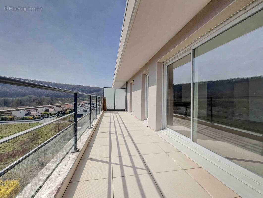 Appartement à CHAMPIGNEULLES