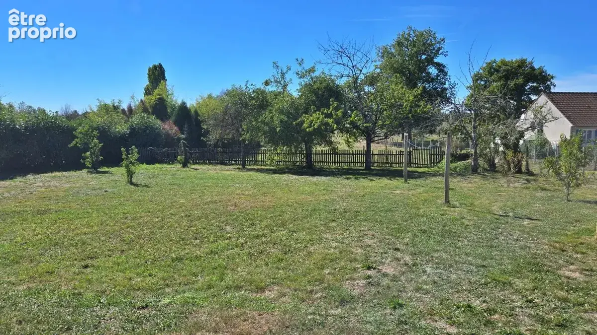 Maison de village en Pierre 5p + Grange + Garage + Jardin - Proche Saint-Junien - photo 2
