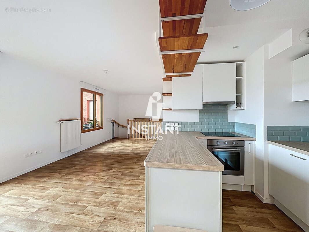 Appartement à IVRY-SUR-SEINE