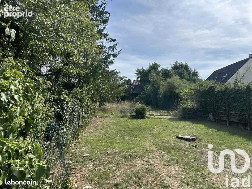 Terrain à SAINTRY-SUR-SEINE